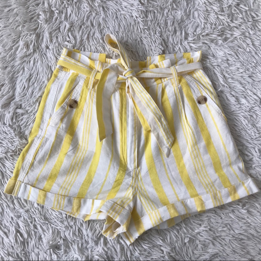 Topshop NWT Ruffle Waist Paperbag Striped Shorts